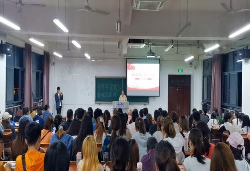 藝術(shù)學(xué)院成功舉辦“青年學(xué)黨史 奮進(jìn)正當(dāng)時”系列活動 知識競賽與文化藝術(shù)交流共促青年成長